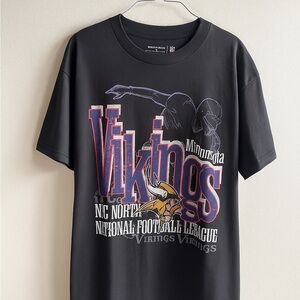 Minnesota Vikings Black Graphic NFL T-Shirt